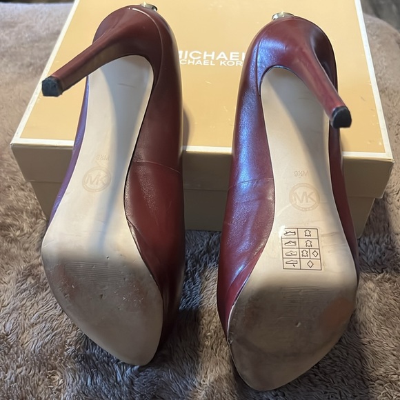 Michael Kors platform heels - Picture 6 of 12